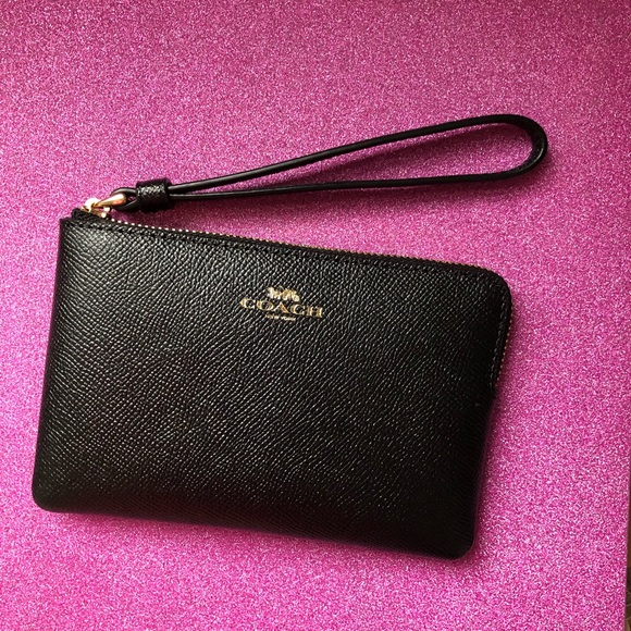 Coach Handbags - Coach Black Wristlet Coach Handbags - Coach Black Wristlet